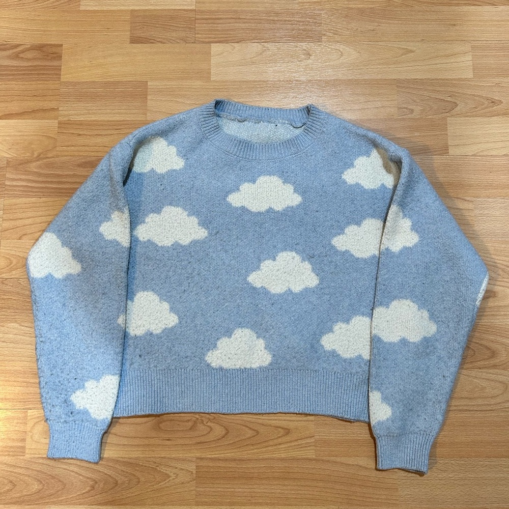 Cloudy Sky Sweater Size XS